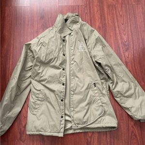 Huf essentials triple triangle coaches jacket